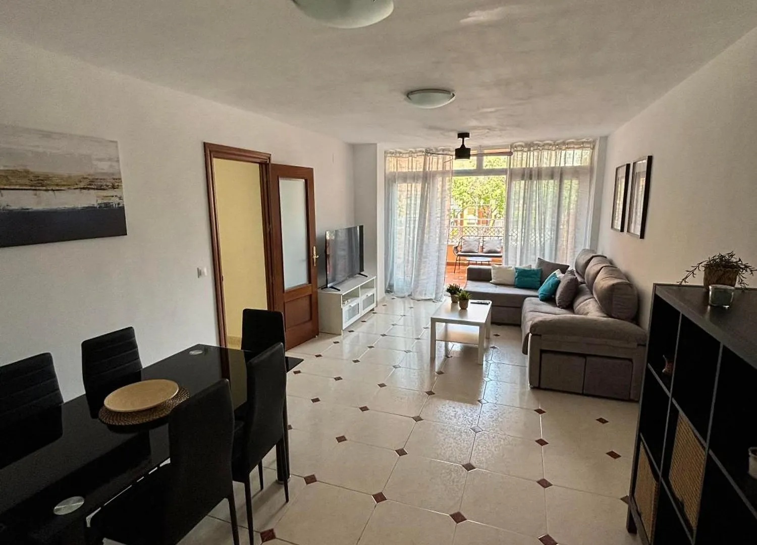 Piso Centrico Con Parking Privado Y Terraza Super Apartamento Málaga